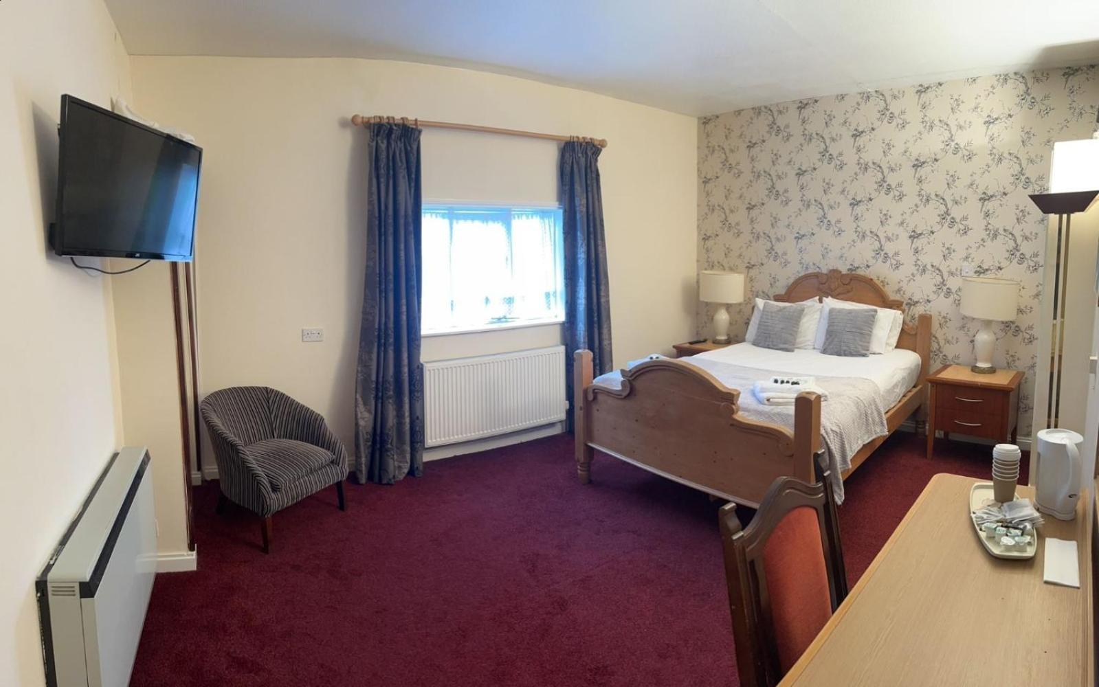 The Rose And Crown Hotel Wisbech Room photo